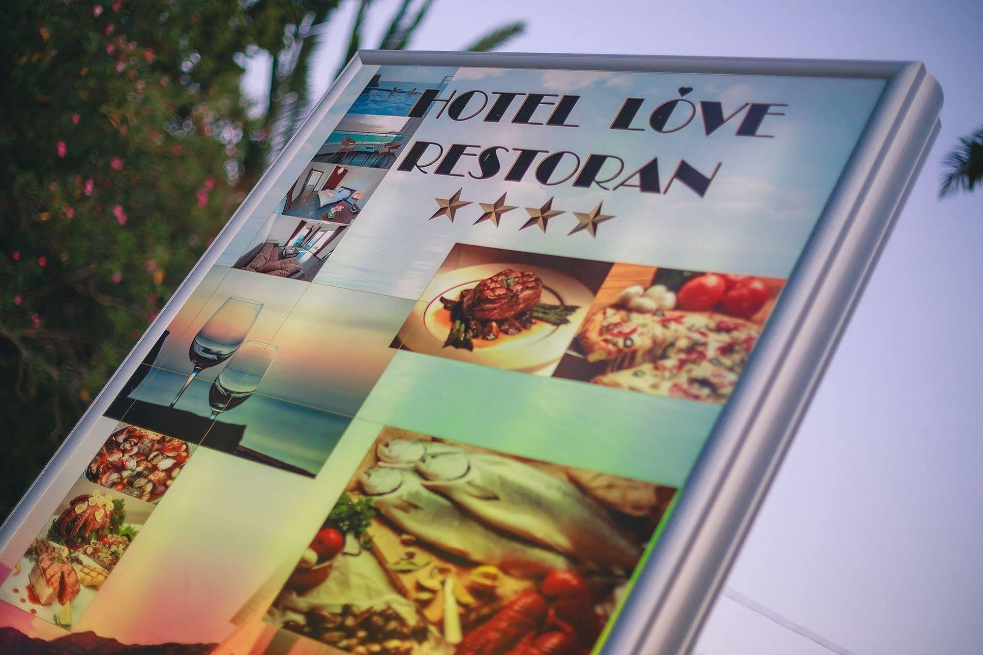 Love Live Hotel Sutomore Esterno foto